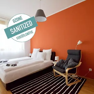 Standard By Hi5 - Kazincy 52 Apartamento Budapest